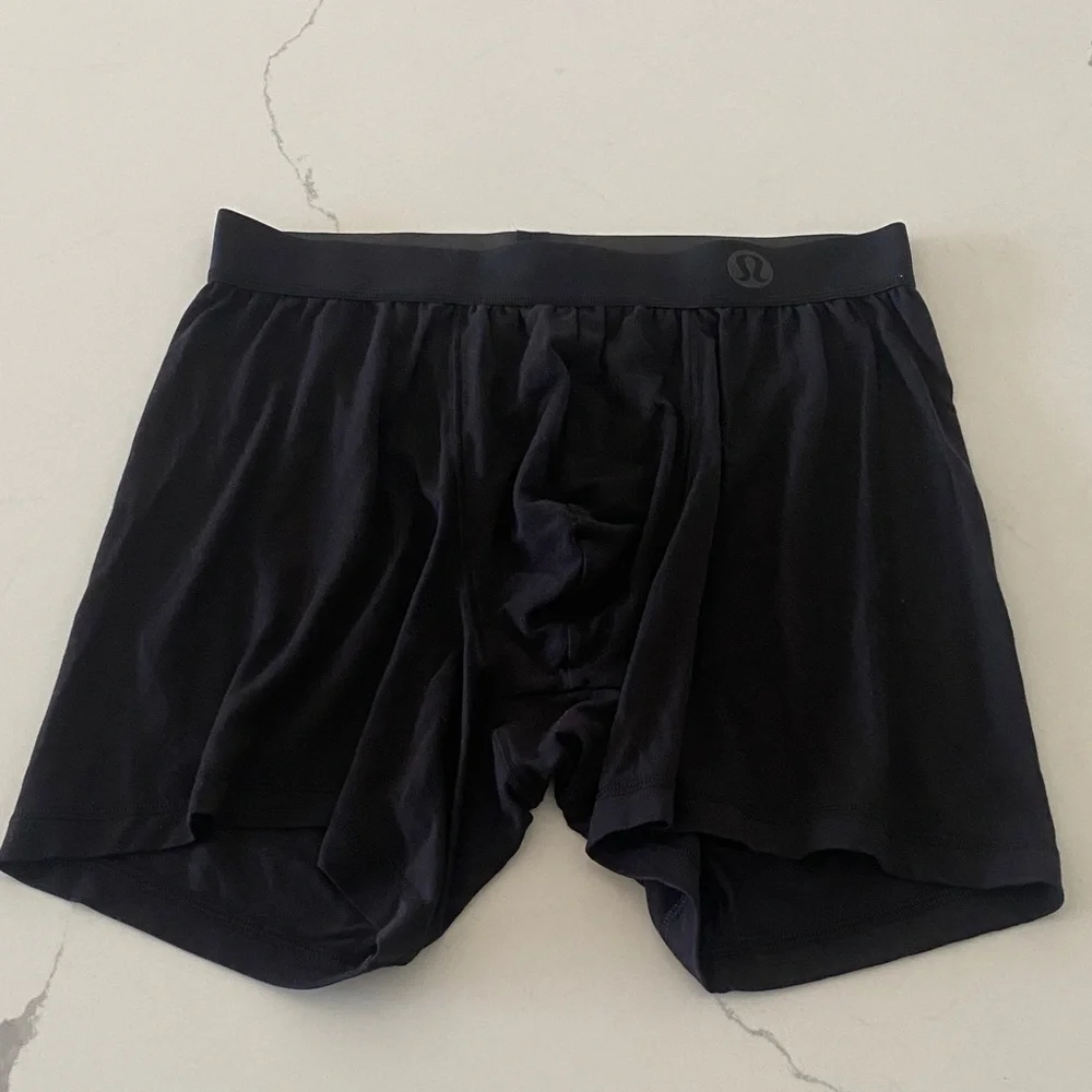 Lululemon Always In Motion Men’s Black Boxer Brief Size Medium